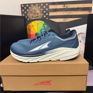 Altra Men's Navy and White Athletic Shoes